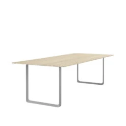 Muuto Table 70/70, 255 x 108 cm, Chêne Massif - Gris -Muuto 70 70 table 255x108 cm solid oak grey angle Muuto 5000x5000 1