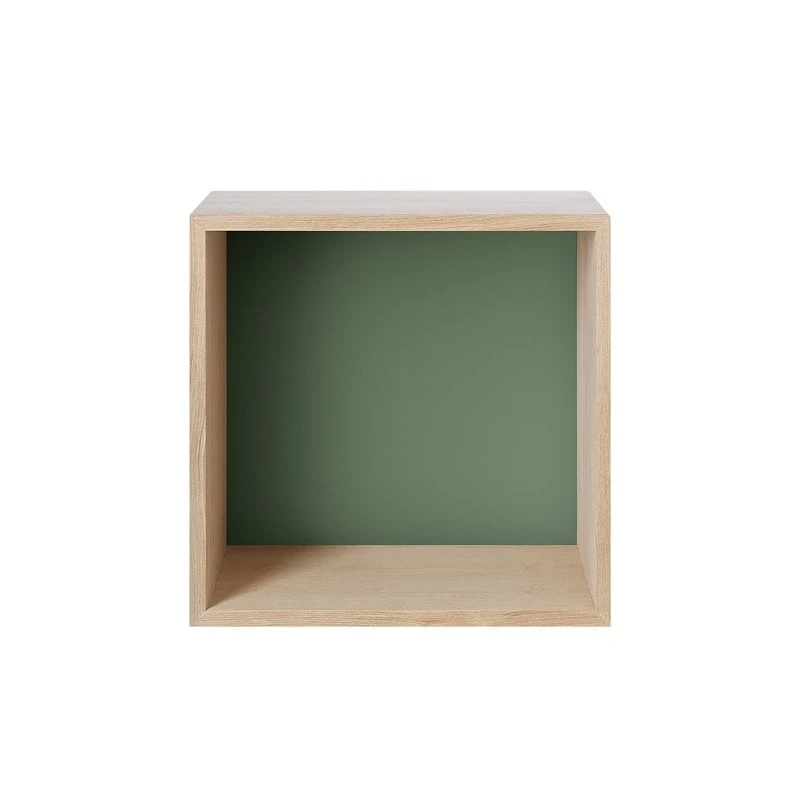 Muuto Mini Stacked 2.0, Modèle Moyen, Chêne/vert Poussiéreux 3 Muuto Mini Stacked 2.0, Modèle Moyen, Chêne/vert Poussiéreux