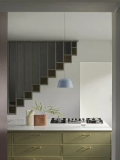 Muuto Suspension Ambit, 25 cm, Bleu Clair 10 Muuto Suspension Ambit, 25 cm, Bleu Clair -Muuto Ambit light blue O25 ridge 16 cm tub jub muuto org