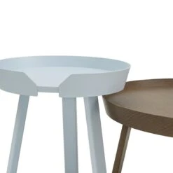 Muuto Grande Table Basse Around, Teinté Marron Foncé -Muuto Around coffee table stained dark brown light blue detail Muuto 5000x5000 hi res 1