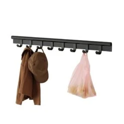 Muuto Patère Coil, 100 cm, Noir -Muuto Coil coat rack 100 dark black w styling Muuto 5000x5000 hi res