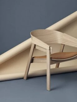 Muuto Fauteuil Lounge Cover, Chêne/cuir Cognac 13 Muuto Fauteuil Lounge Cover, Chêne/cuir Cognac -Muuto Cover Lounge Concept Muuto org