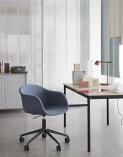 Muuto Buffet Enfold, Haut, Chêne - Gris -Muuto Fiber armchair gaslift divina 154 base table tip enfold muuto org 2815029