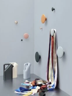 Muuto Patère Dots Ceramic, Bleu Clair -Muuto JUL 01 Muuto org 5