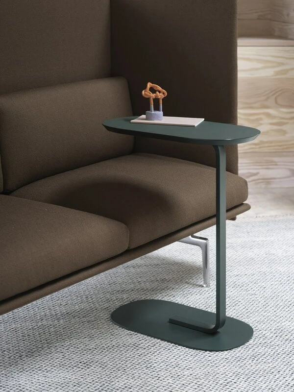 Muuto Table D’appoint Relate, H. 73,5 cm, Chêne Massif Fumé - Noir 4 Muuto Table D’appoint Relate, H. 73,5 cm, Chêne Massif Fumé - Noir – Image 2